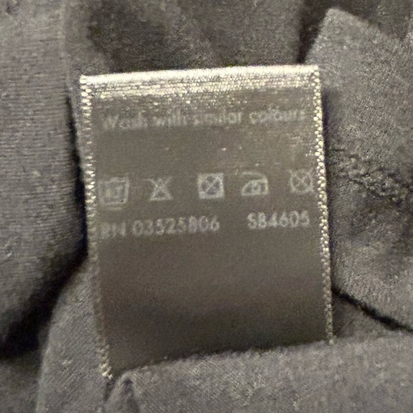 Sweaty Betty Ab Crunch Tee in Black, Size Large, T-Shirt - Picture 10 of 10